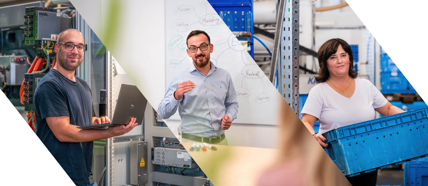 Ein Mann mit Brille lächelt freundlich und hält ein Laptop vor Servertechnik